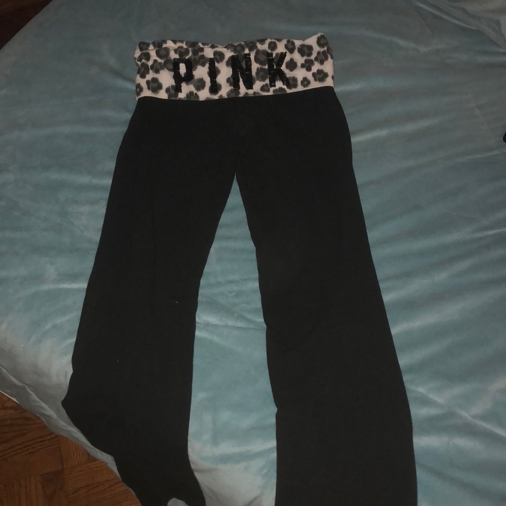Yoga pants